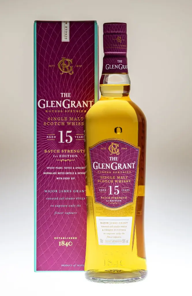 Single Malt Scotch Whisky Glen Grant 15 ans Batch Strength